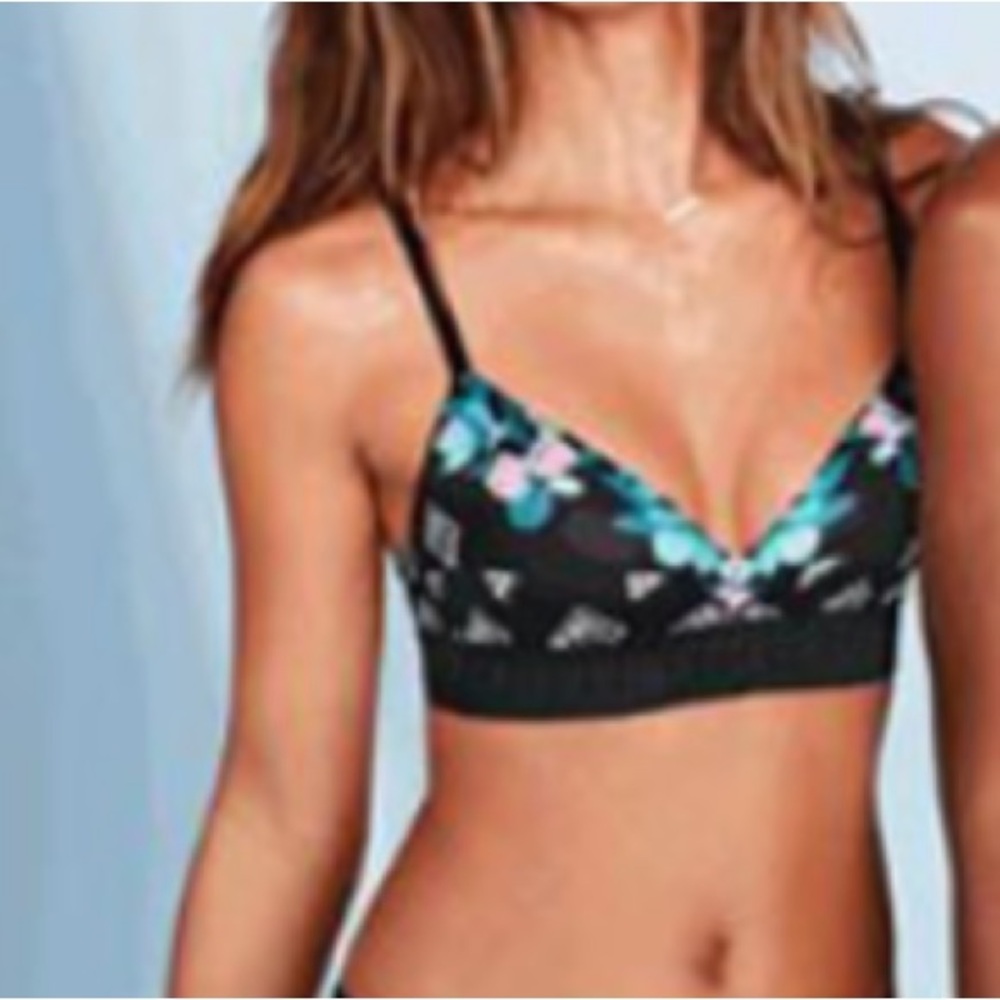 PINK VS Wear Everywhere Wireless Lightly Lined Floral/Logo Print Bra| 32c